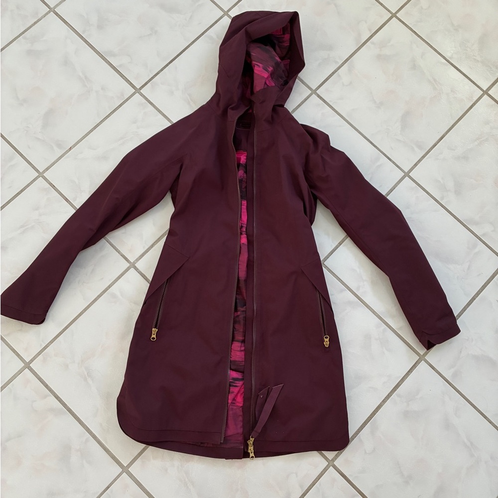 Lululemon Athletica Maroon Rain Jacket